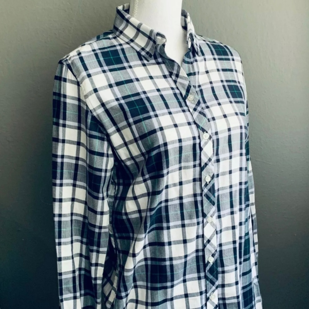 Banana Republic 100% Cotton Button Down Shirt